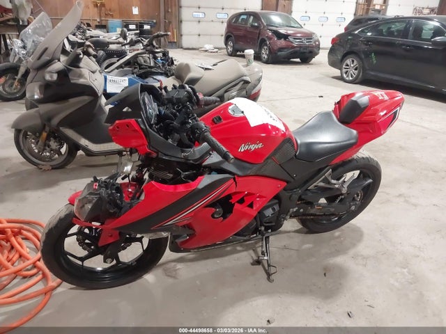 Kawasaki Ex300 B 2016 JKAEX8B18GDA24083 Image 2