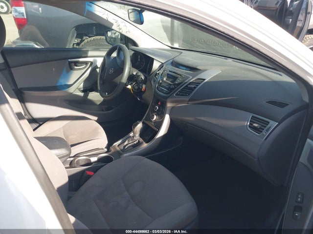 Hyundai ELANTRA SE 2015 5NPDH4AE8FH638083 Image 5