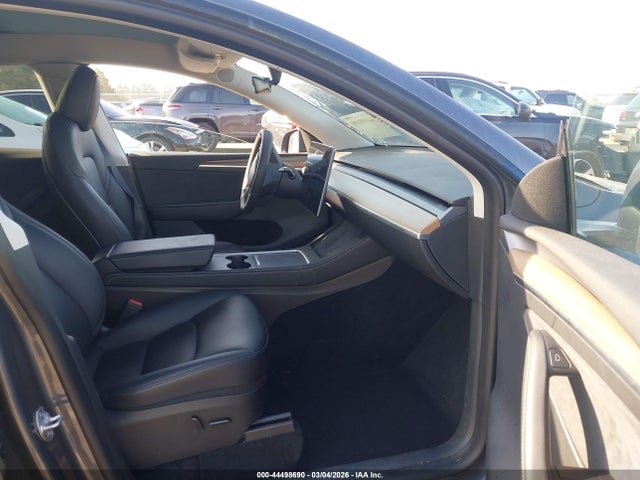 2023 TESLA MODEL Y 7SAYGDEEXPA089470 Photo 4