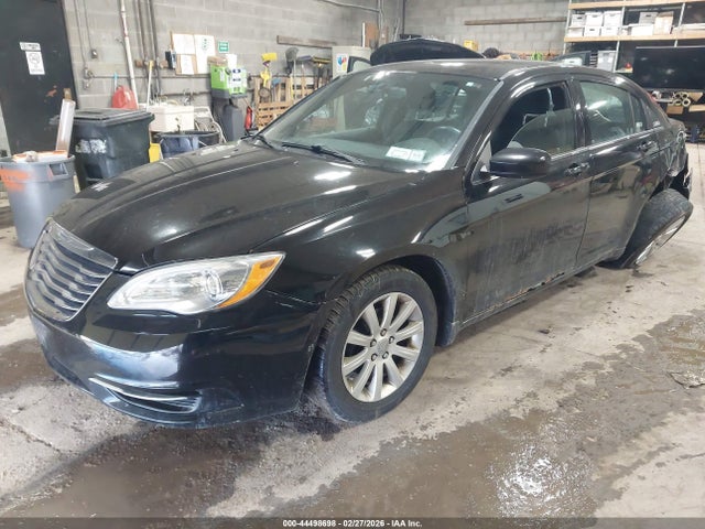 2011 Chrysler 200 Touring მანქანა იყიდება აუქციონზე, vin: 1C3BC1FG3BN610463, აუქციონის ნომერი: 44498698