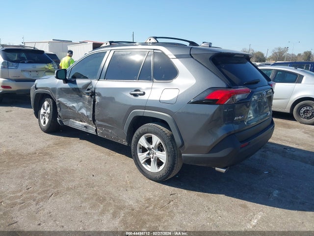 2020 TOYOTA RAV4 JTMW1RFV2LD048014 Photo 2