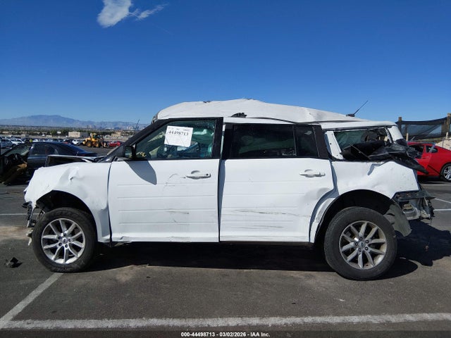 Ford FLEX SE 2016 2FMGK5B81GBA22621 Image 15