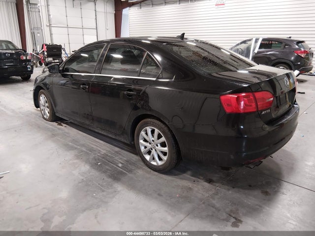 2013 Volkswagen Jetta 2.5l Se მანქანა იყიდება აუქციონზე, vin: 3VWDX7AJ1DM259352, აუქციონის ნომერი: 44498733