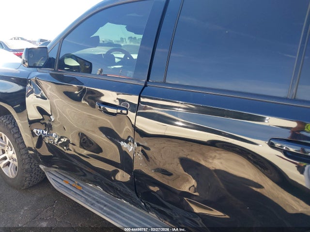 Chevrolet Tahoe Lt 2017 1GNSCBKC2HR197626 Image 17