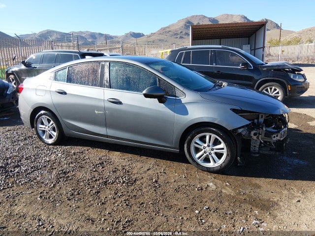 1G1BE5SM9J7241757 Chevrolet Cruze Lt Auto