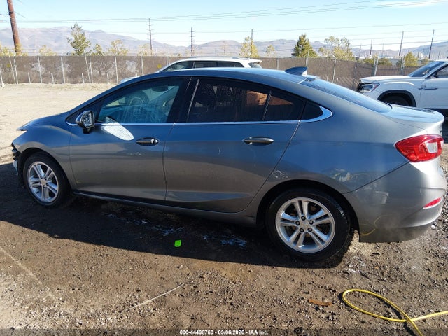 1G1BE5SM9J7241757 Chevrolet Cruze Lt Auto
