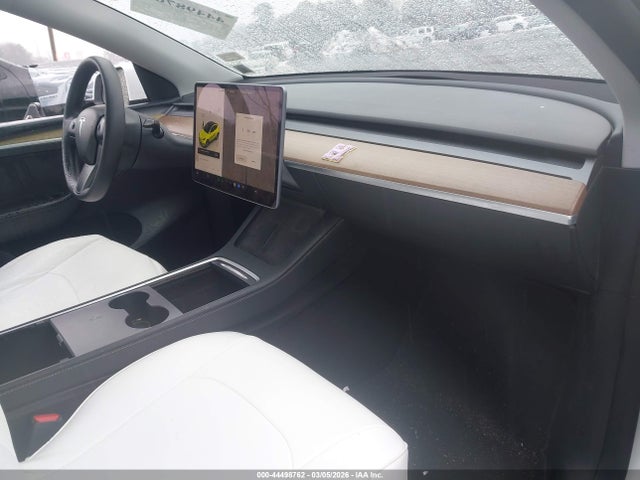 44498762 :رقم المزاد ، 7SAYGDEE1PA066417 vin ، 2023 Tesla Model Y Awd/long Range Dual Motor All-wheel Drive مزاد بيع