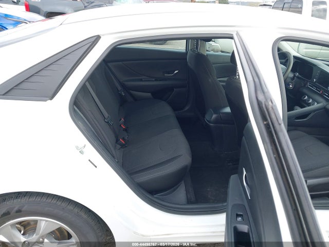 44498767 :رقم المزاد ، 5NPLL4AG2MH045618 vin ، 2021 Hyundai Elantra Se مزاد بيع