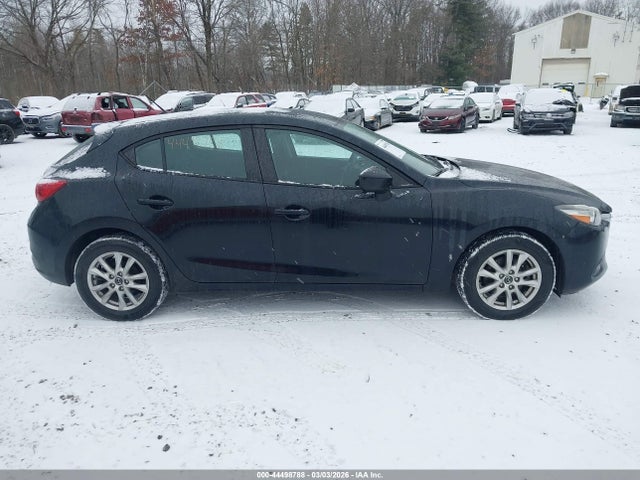 Продаж на аукціоні авто 2017 Mazda Mazda3 Sport, vin: 3MZBN1K70HM147550, номер лоту: 44498788