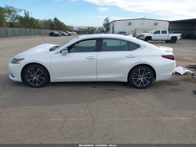 Продажа на аукционе авто 2022 Lexus Es 300h, vin: 58ADA1C17NU014264, номер лота: 44498838