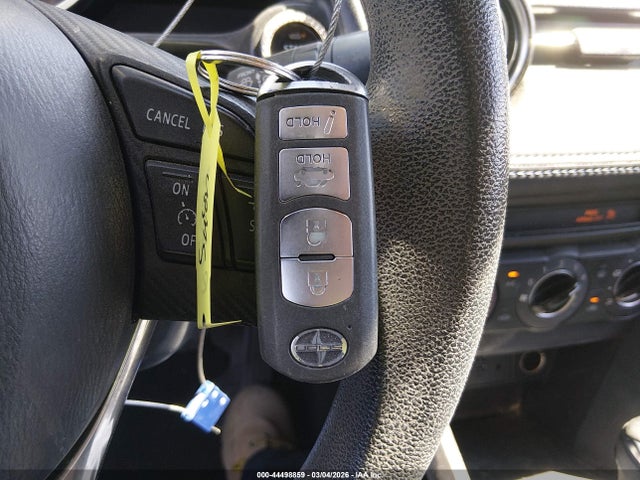 3MYDLBZVXGY146684 Scion IA