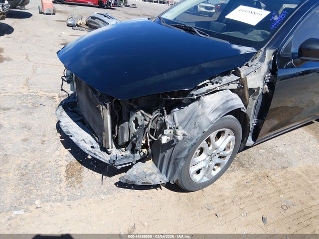3MYDLBZVXGY146684 Scion IA