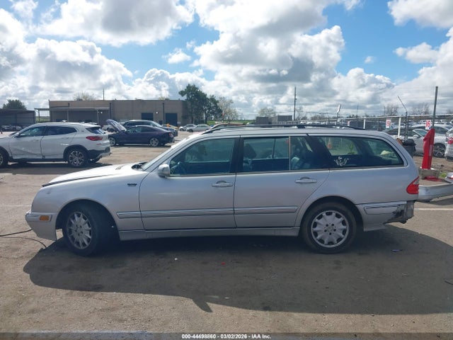 Aukcja sprzedaży 2002 Mercedes-benz E 320, vin: WDBJH65J02X081317, numer aukcji: 44498860