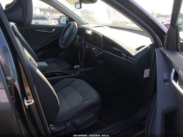 KNDCR3L14S5143211 KIA Niro Ev Wind