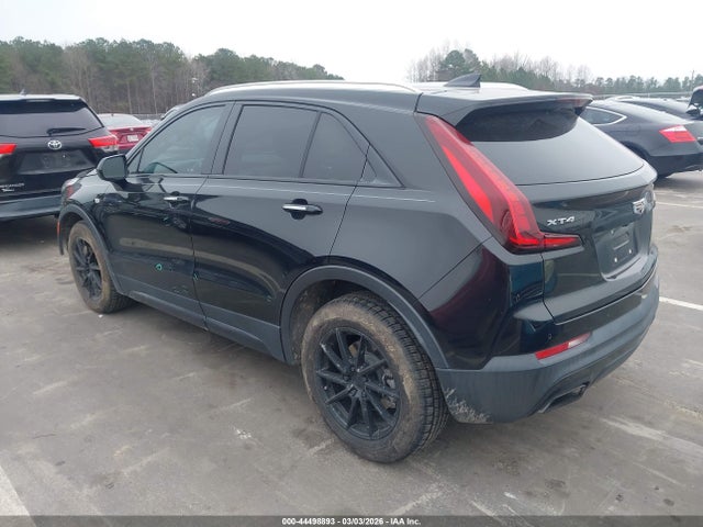 2020 CADILLAC XT4 1GYFZCR41LF061828 Photo 2