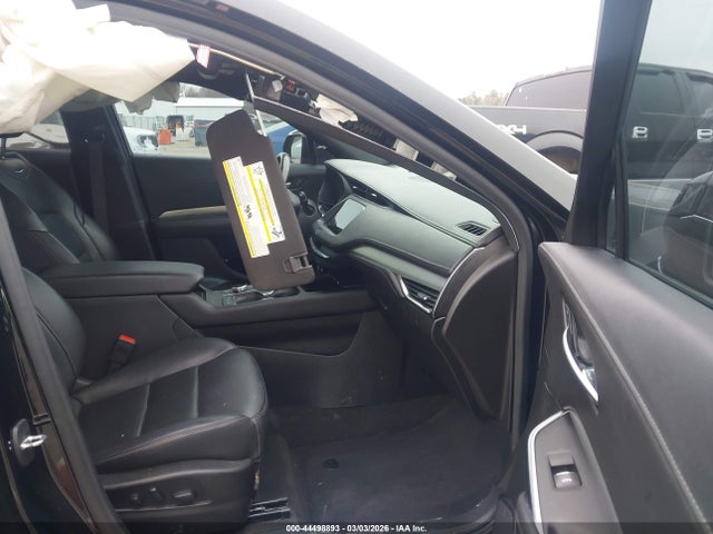 2020 CADILLAC XT4 1GYFZCR41LF061828 Photo 4