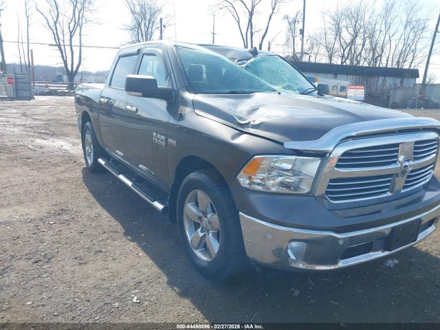 2017 RAM 1500 3C6RR7LT6HG505714