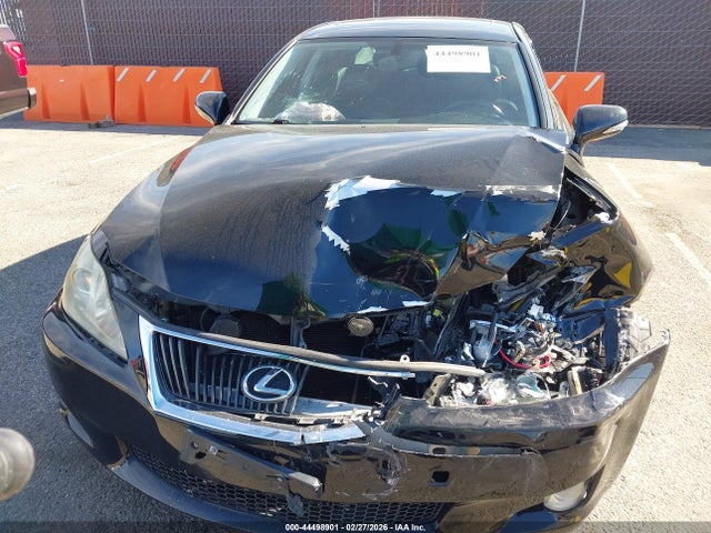 44498901 :رقم المزاد ، JTHBF5C20A5118070 vin ، 2010 Lexus Is 250 مزاد بيع