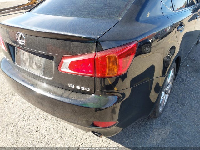 44498901 :رقم المزاد ، JTHBF5C20A5118070 vin ، 2010 Lexus Is 250 مزاد بيع