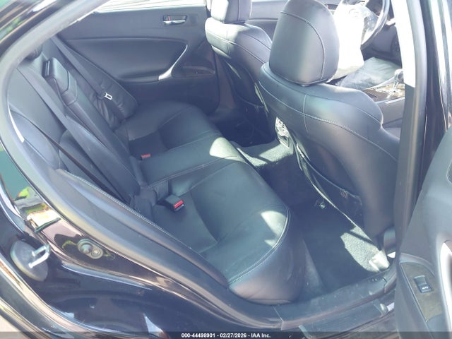 44498901 :رقم المزاد ، JTHBF5C20A5118070 vin ، 2010 Lexus Is 250 مزاد بيع