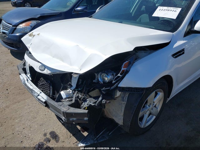 Продажа на аукционе авто 2015 Kia Optima Lx, vin: KNAGM4A73F5605337, номер лота: 44498916