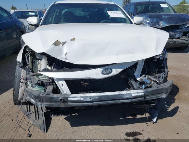 Продажа на аукционе авто 2015 Kia Optima Lx, vin: KNAGM4A73F5605337, номер лота: 44498916