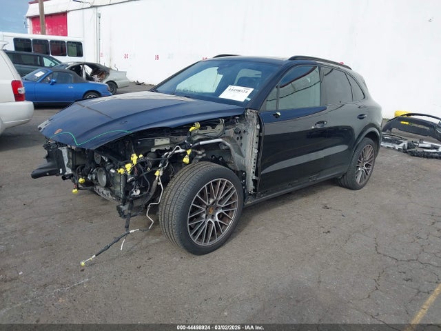 2023 PORSCHE CAYENNE WP1AA2AY9PDA00890 Photo 1