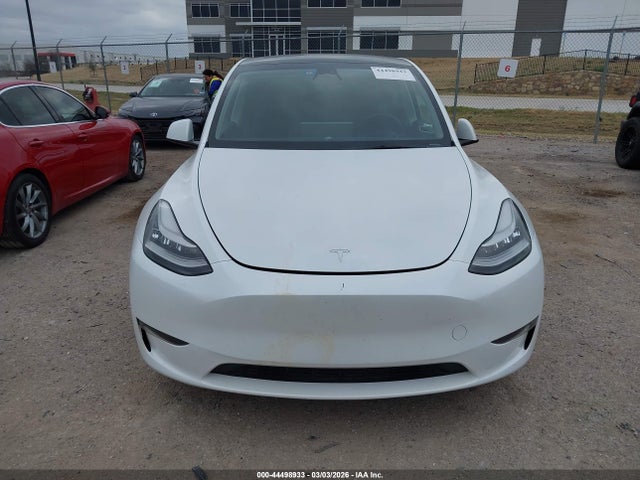 44498933 :رقم المزاد ، 7SAYGDEEXPA037191 vin ، 2023 Tesla Model Y مزاد بيع