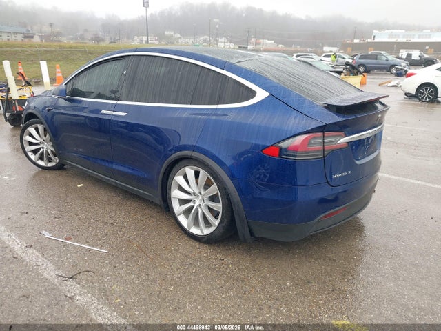 Продаж на аукціоні авто 2017 Tesla Model X 100d/75d/90d, vin: 5YJXCBE26HF077478, номер лоту: 44498943