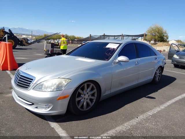 2008 Mercedes-benz S 550 მანქანა იყიდება აუქციონზე, vin: WDDNG71XX8A151896, აუქციონის ნომერი: 44499007