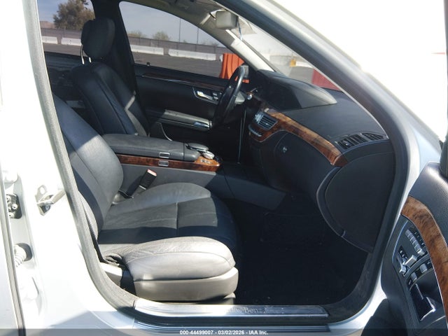 2008 Mercedes-benz S 550 მანქანა იყიდება აუქციონზე, vin: WDDNG71XX8A151896, აუქციონის ნომერი: 44499007