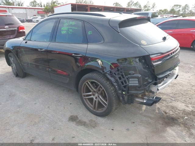 2020 PORSCHE MACAN WP1AB2A56LLB30533 Photo 2