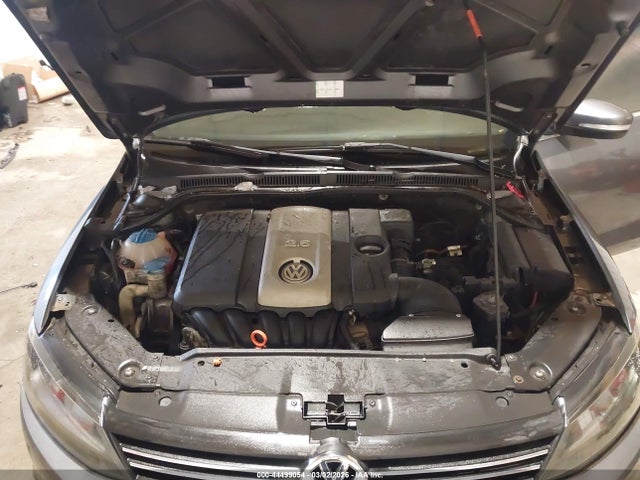 Продаж на аукціоні авто 2011 Volkswagen Jetta 2.5l Sel, vin: 3VWLZ7AJ1BM348874, номер лоту: 44499054
