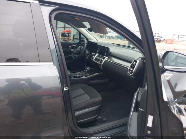 Продажа на аукционе авто 2022 Kia Sorento Lx, vin: 5XYRG4LC9NG137021, номер лота: 44499101