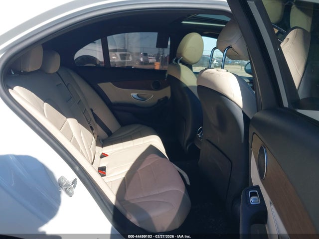 W1KWF8DB7MR642984 Mercedes-Benz C 300 Sedan