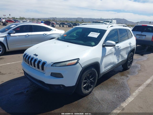 Jeep Cherokee Latitude 2014 1C4PJLCB8EW264825 Image 2