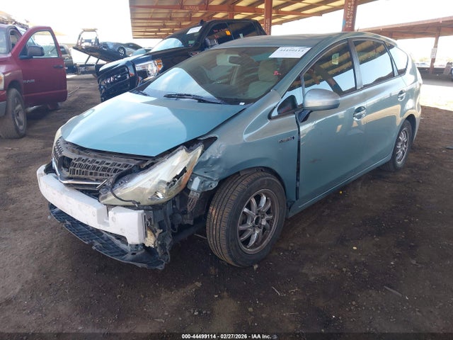 JTDZN3EU1E3320553 Toyota Prius V Three