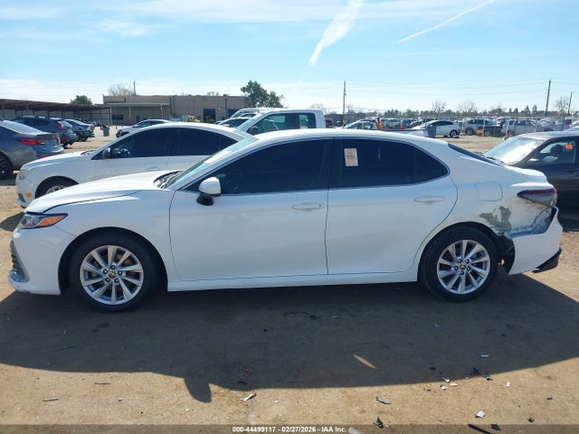 4T1C11AK6NU498751 Toyota CAMRY LE