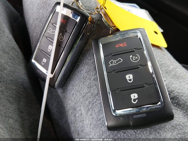 44499127 :رقم المزاد ، 1C4RJYB63P8908779 vin ، 2023 Jeep Grand Cherokee 4xe 30th Anniversary مزاد بيع
