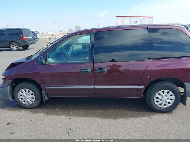Продаж на аукціоні авто 2000 Chrysler Voyager, vin: 2C4GJ2535YR740624, номер лоту: 44499130