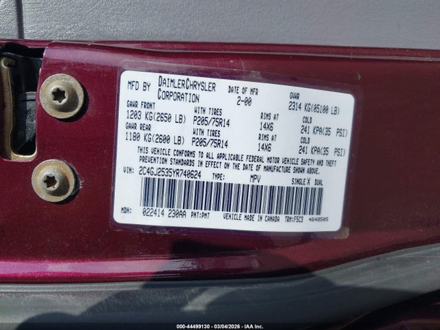 Продаж на аукціоні авто 2000 Chrysler Voyager, vin: 2C4GJ2535YR740624, номер лоту: 44499130