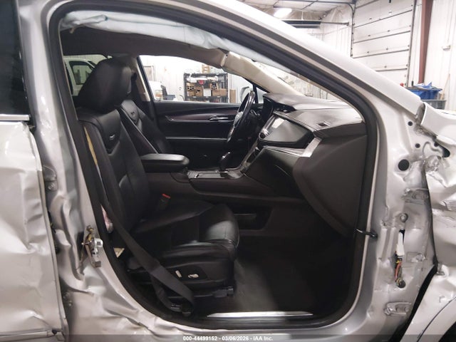2017 Cadillac Xt5 Luxury მანქანა იყიდება აუქციონზე, vin: 1GYKNDRS0HZ212758, აუქციონის ნომერი: 44499152