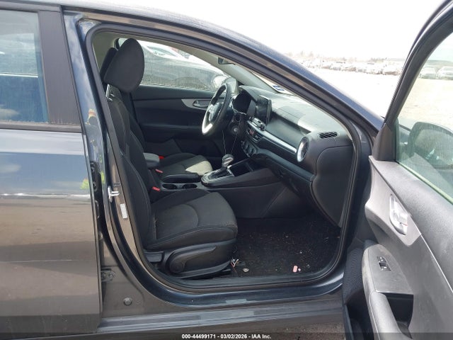 2023 Kia Forte Lxs მანქანა იყიდება აუქციონზე, vin: 3KPF24AD6PE661014, აუქციონის ნომერი: 44499171