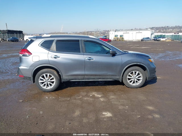 KNMAT2MV0HP607595 Nissan ROGUE SV