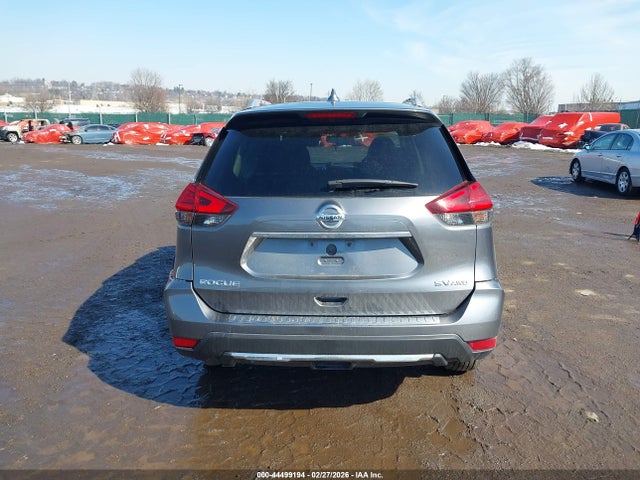 KNMAT2MV0HP607595 Nissan ROGUE SV