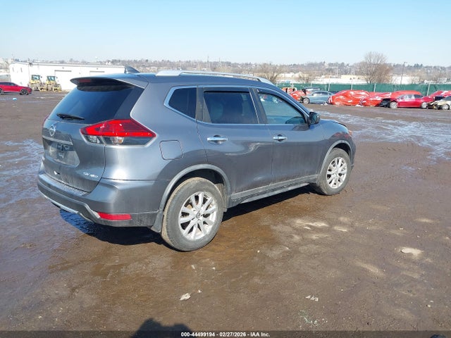 KNMAT2MV0HP607595 Nissan ROGUE SV
