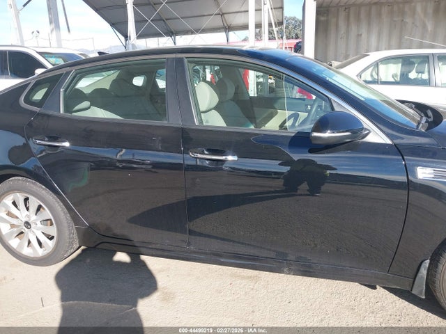 5XXGT4L33JG259052 KIA Optima Lx