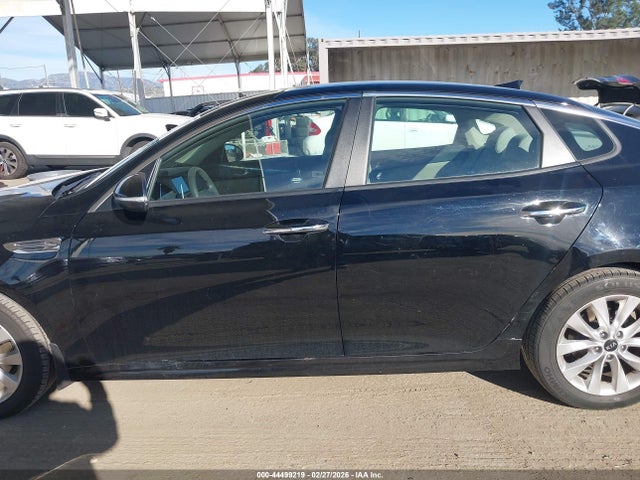 5XXGT4L33JG259052 KIA Optima Lx