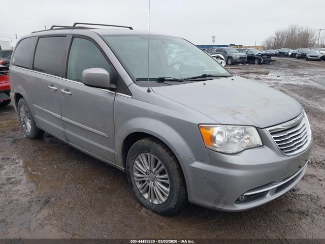 44499229 :رقم المزاد ، 2C4RC1CG1FR661211 vin ، 2015 Chrysler Town & Country Touring-l مزاد بيع
