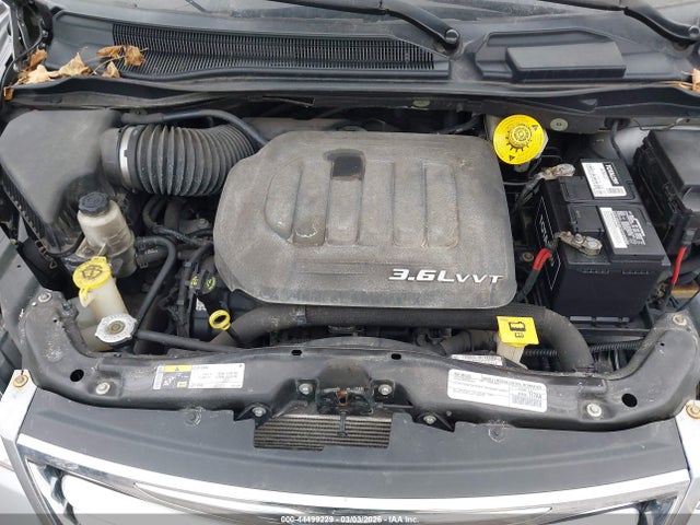 44499229 :رقم المزاد ، 2C4RC1CG1FR661211 vin ، 2015 Chrysler Town & Country Touring-l مزاد بيع